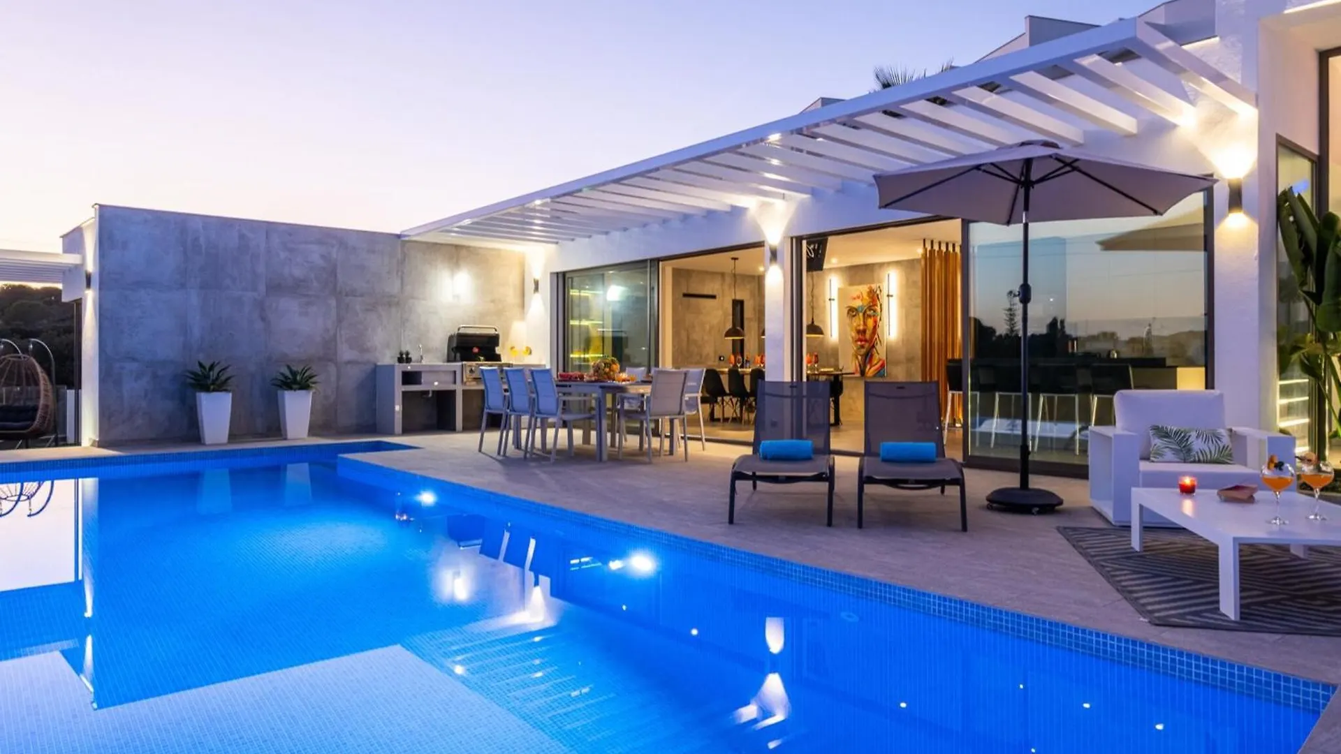 Villa Fenced Property Armacao de Pera